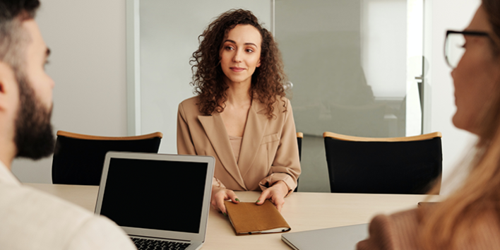 recruter pour l'international