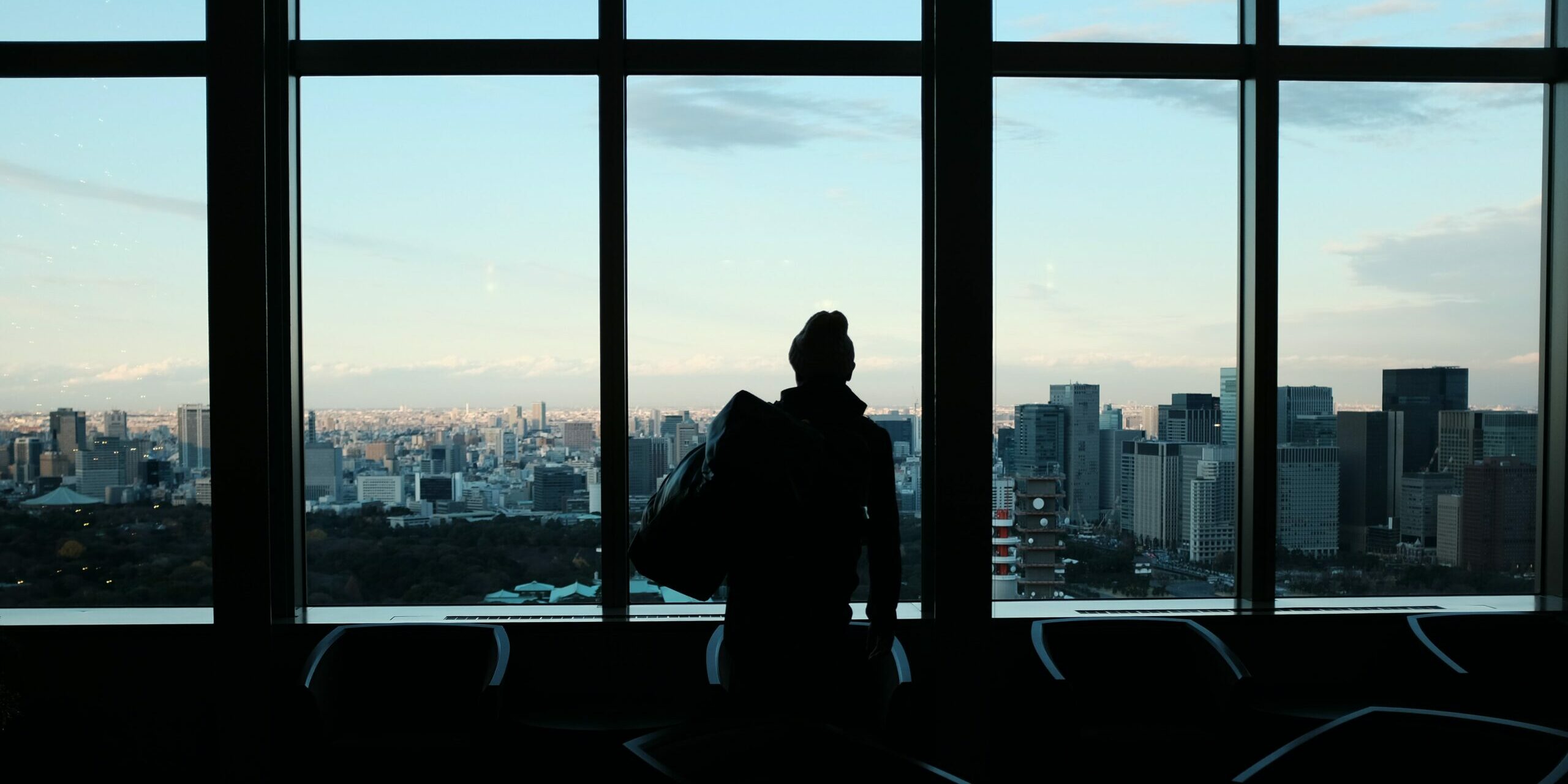 alex-knight-5FCE7xTc5uo-unsplash expatriation