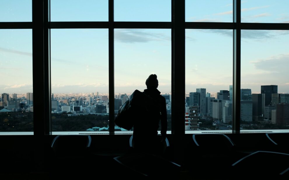 alex-knight-5FCE7xTc5uo-unsplash expatriation